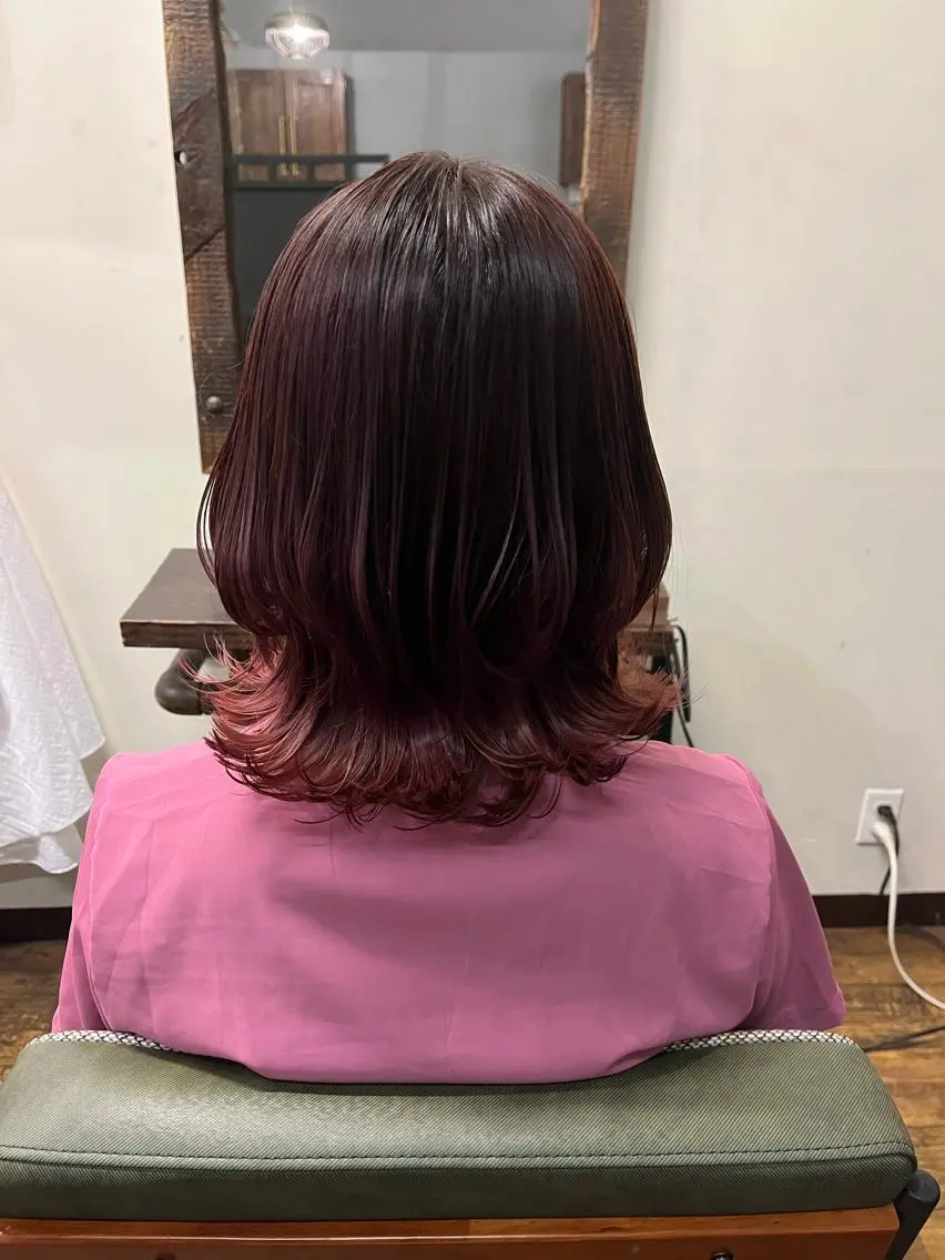 ミディアム カラー グラデーションカラー ピンクカラー ウルフカット 古川 尚実のヘアスタイル