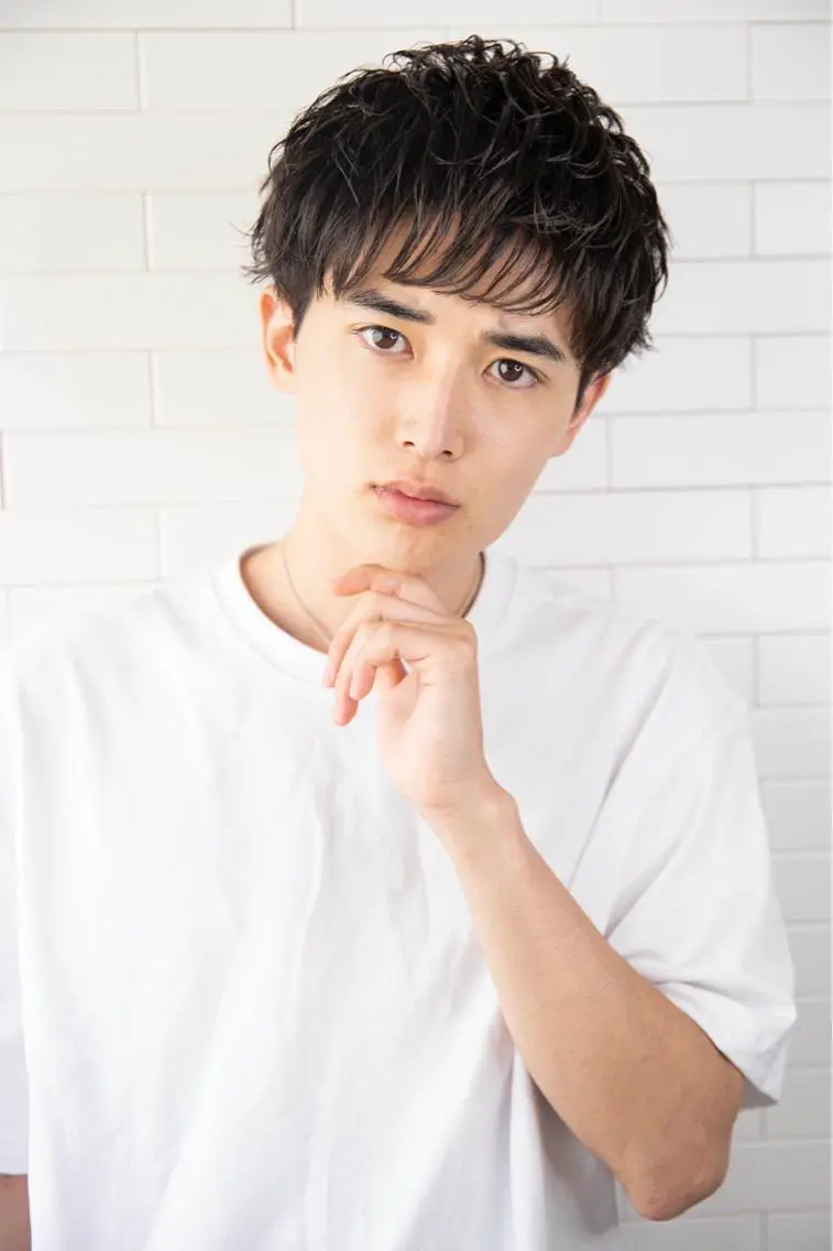 ショート ショートヘア カット トリートメント 髪質改善、縮毛矯正 店長浅野太郎のヘアスタイル