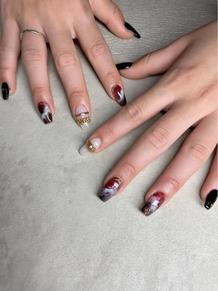 ネイル 持ち込み ハンドネイル フットネイル with hues AYAのネイルデザイン