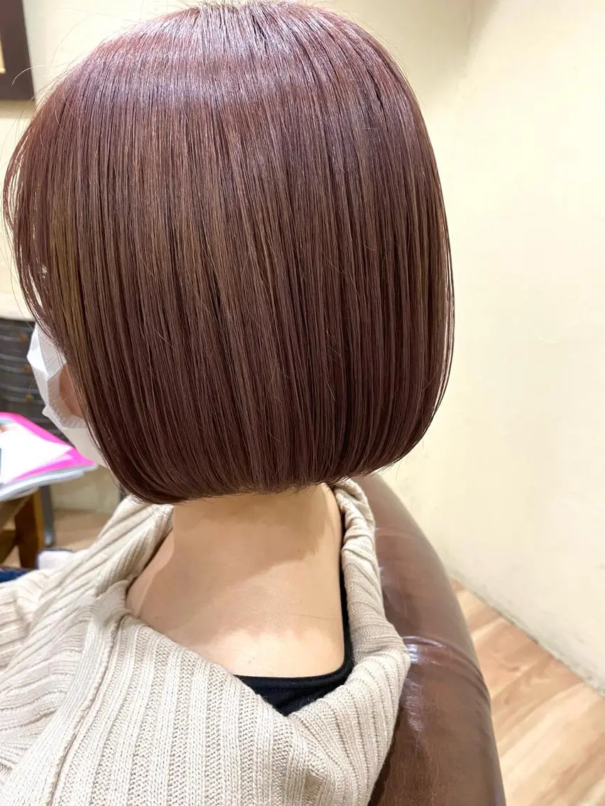 ショート ワンレンボブ ボブ カット ヘアカラー トリートメント 東田 恋のヘアスタイル