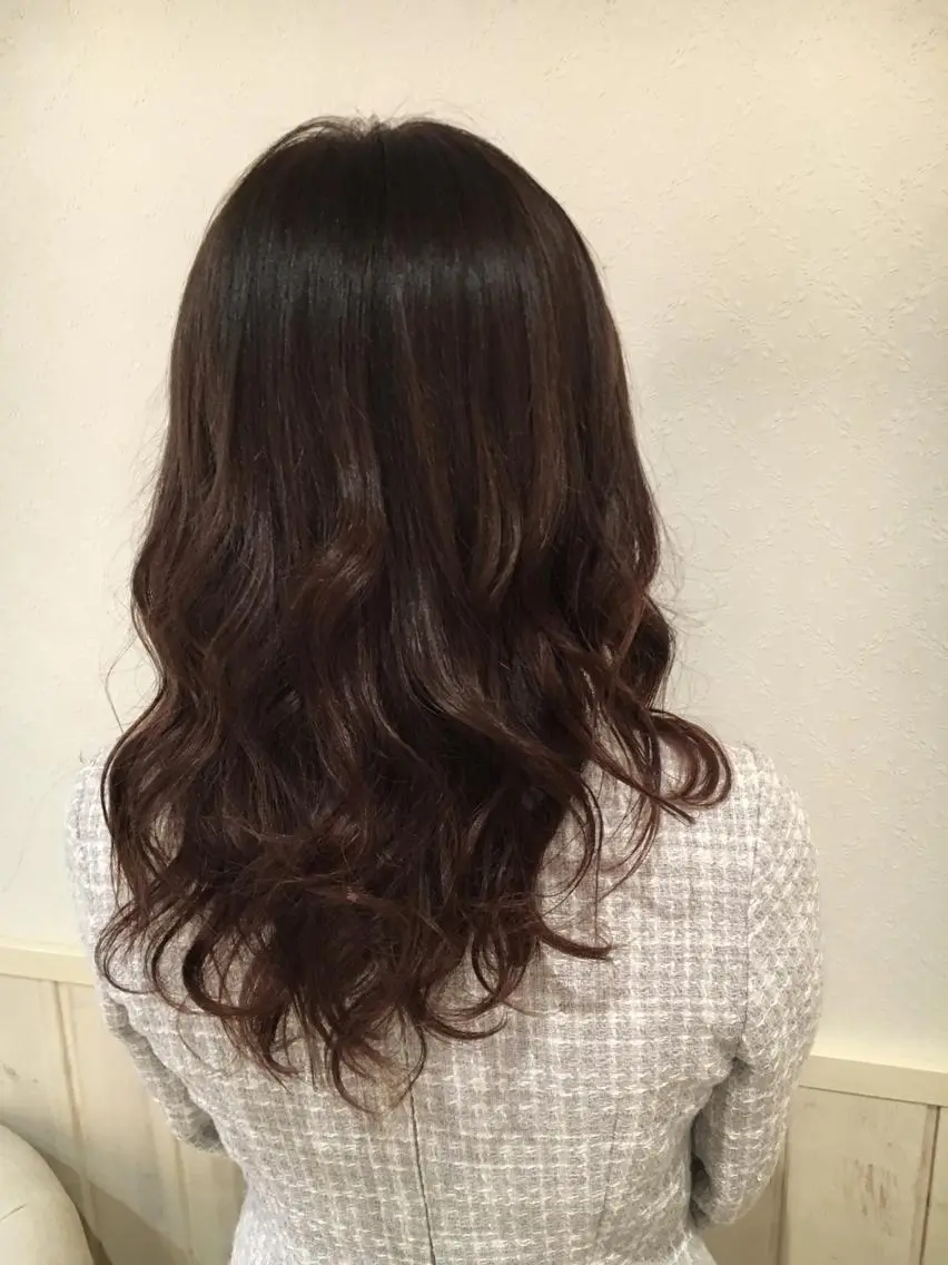 ロング カラー ヘアカラー トリートメント 宮内 真乃のヘアスタイル