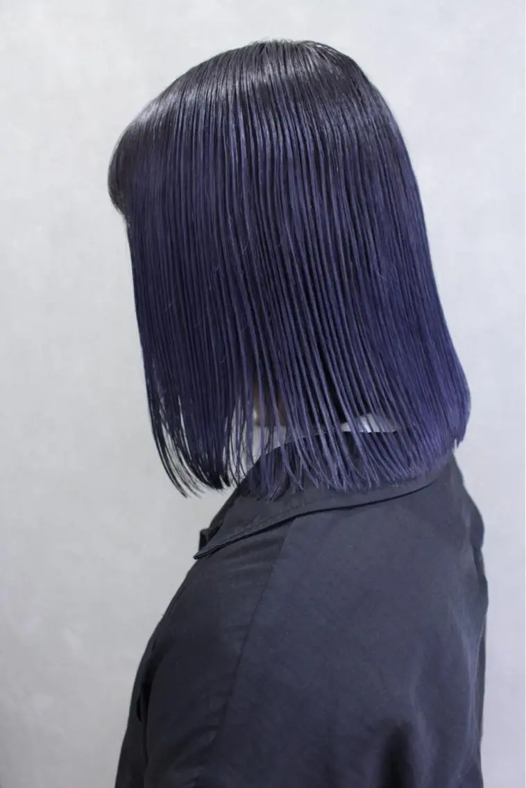 ミディアム カラー ヘアアレンジ ブルーカラー ネイビーカラー ヘアカラー トリートメント lani ブリーチ /ダブルカラーのヘアスタイル