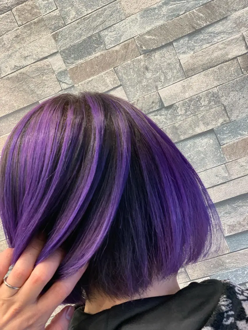 ショート カラー バイオレットカラー ヘアカラー トリートメント カラーと言ったら SAWARAのヘアスタイル