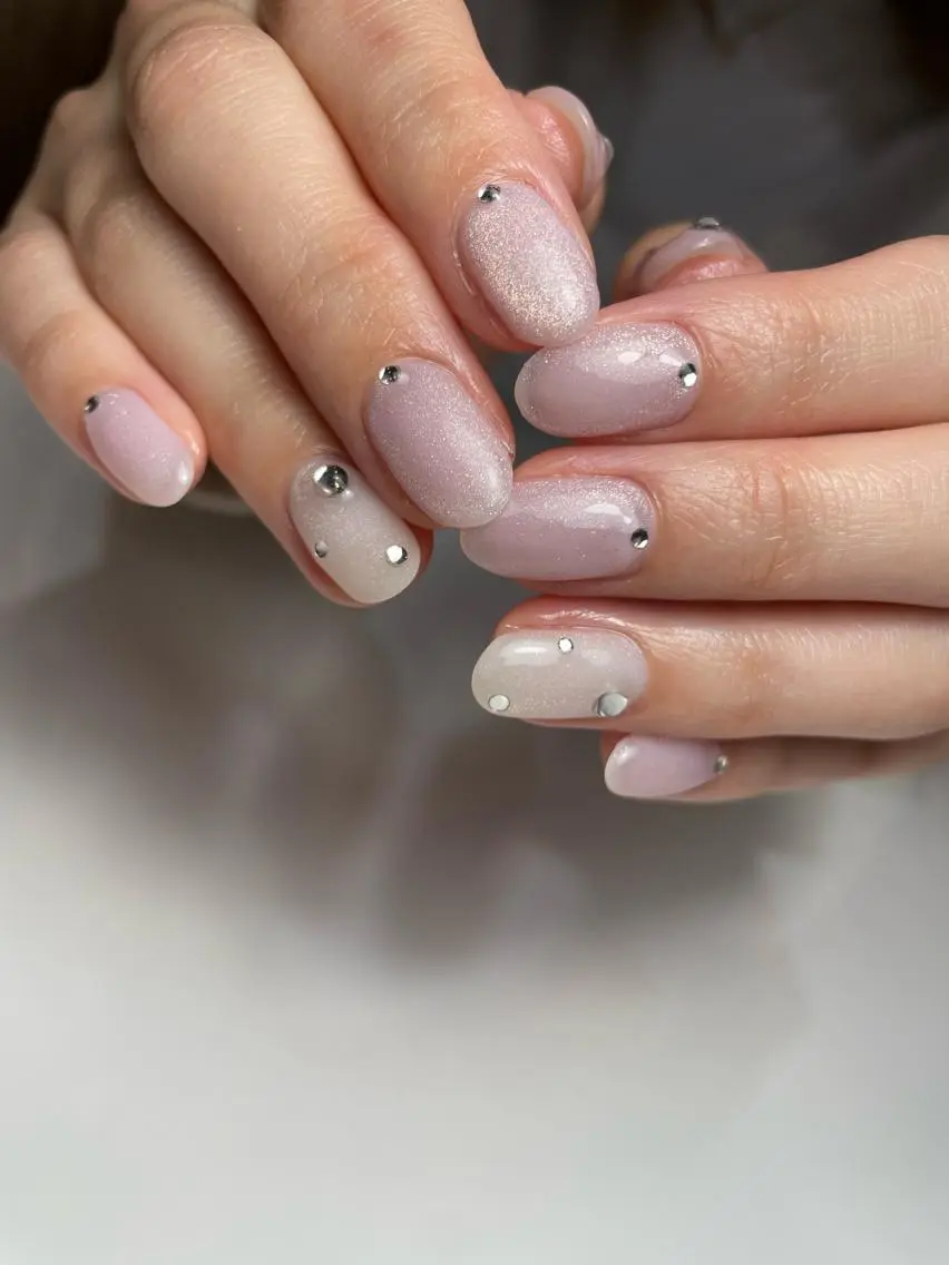 ネイル マグネットネイル ストーンネイル atelier elsol.のネイルデザイン
