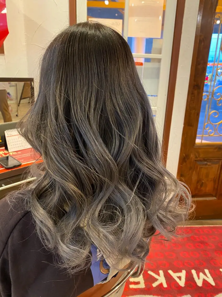 ロング ヘアカラー トリートメント 🔥金山 諒平🔥のヘアスタイル