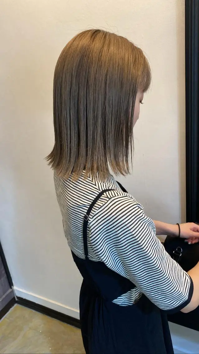 ミディアム カラー ヘアアレンジ グレージュ ミルクティーグレージュ 広島/ボブ/レイヤー 🌿‬wakabaのヘアスタイル