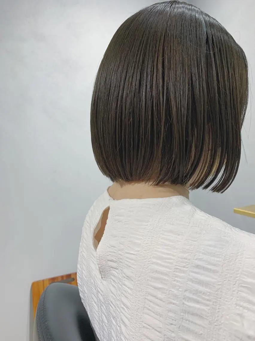 ショート カラー ボブパーマコテ巻き風 パーマNo1深江秀平のヘアスタイル