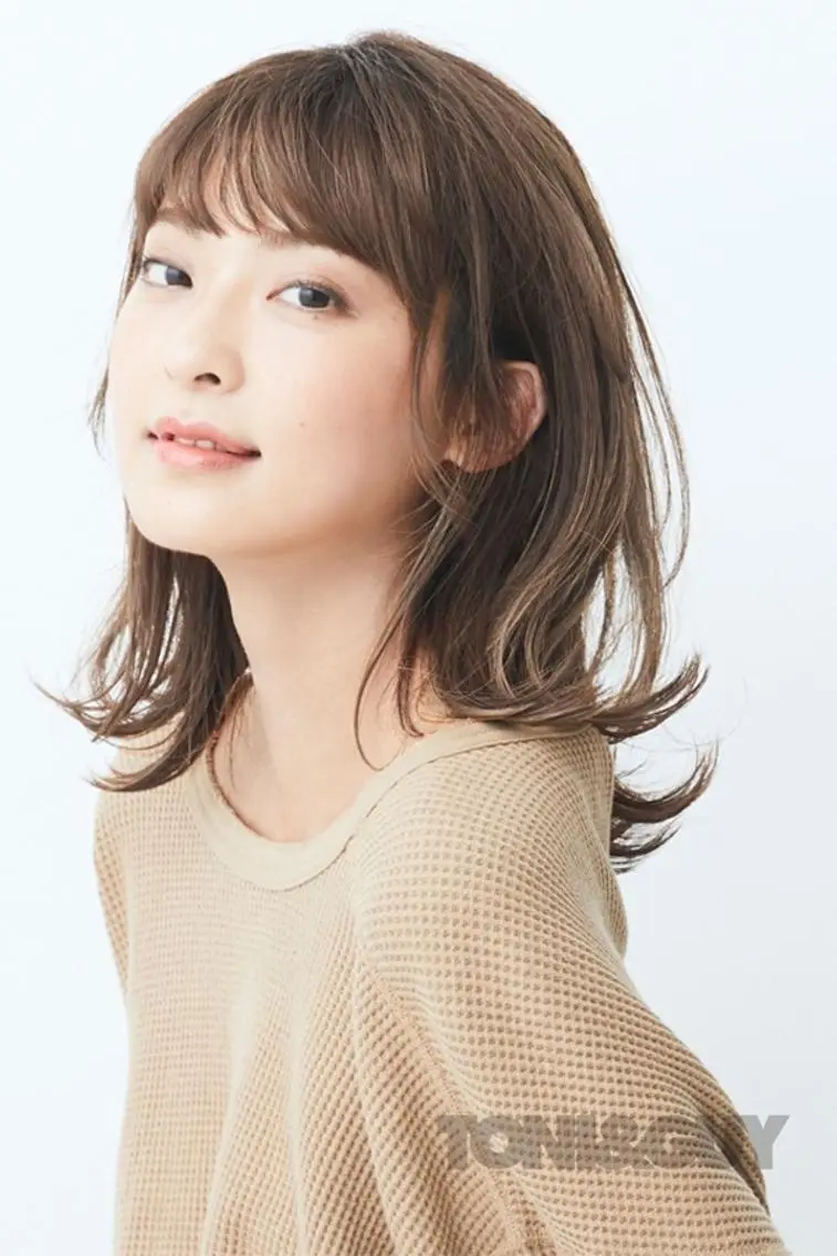 ミディアム カラー パーマ KONOMI スタイリストのヘアスタイル