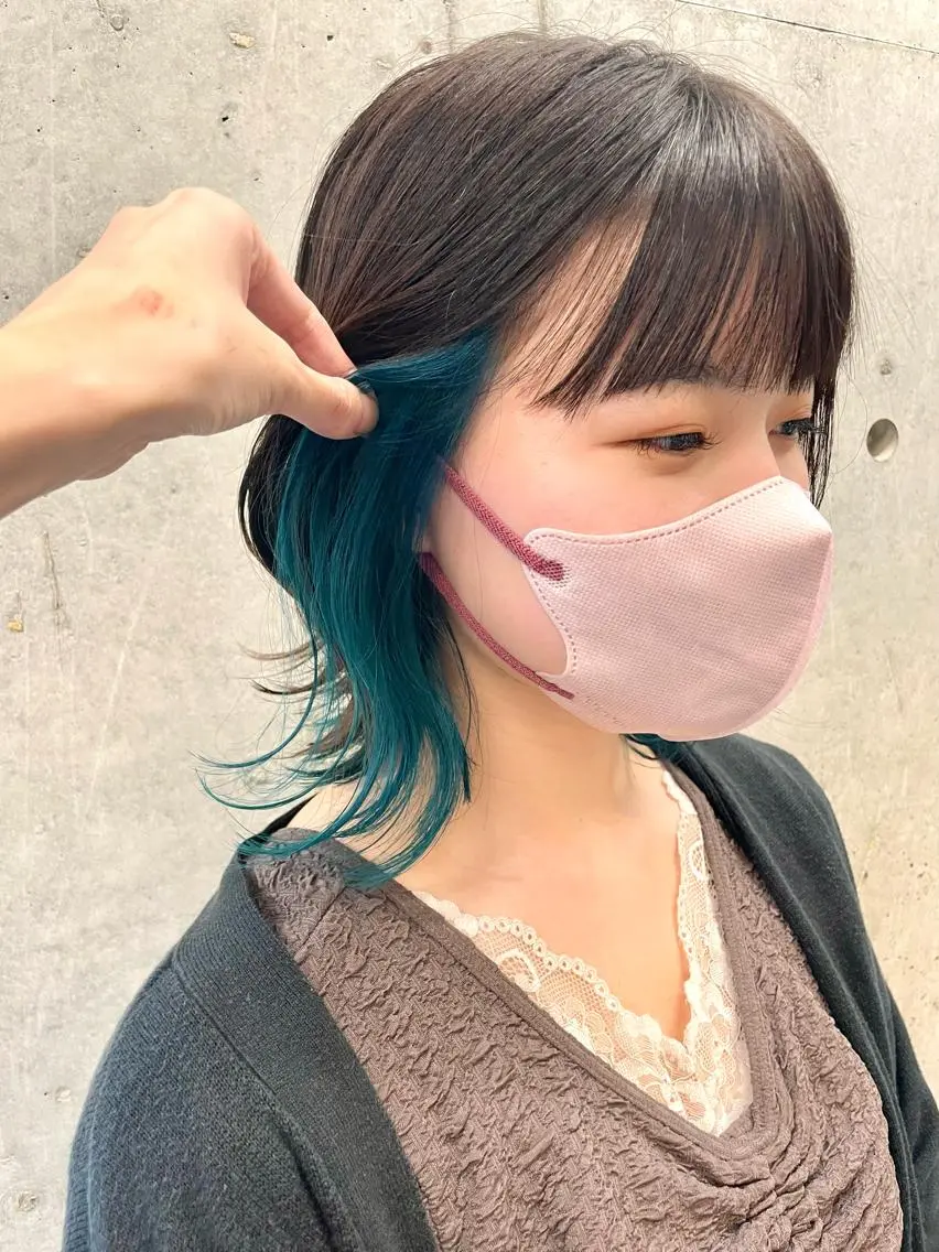 ミディアム カラー ブリーチ ケアブリーチ ダブルカラー ボブ くびれヘア インナーカラー 推し ブリーチ  髪質改善のヘアスタイル