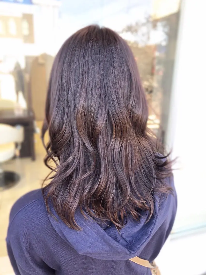 セミロング EARTH長岡 🌼渡辺まい🌼のヘアスタイル