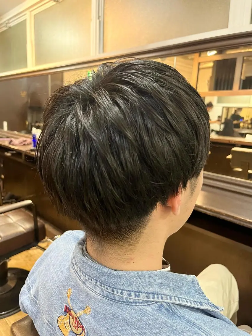 メンズ ツーブロック 刈り上げ 山口 詩織のヘアスタイル