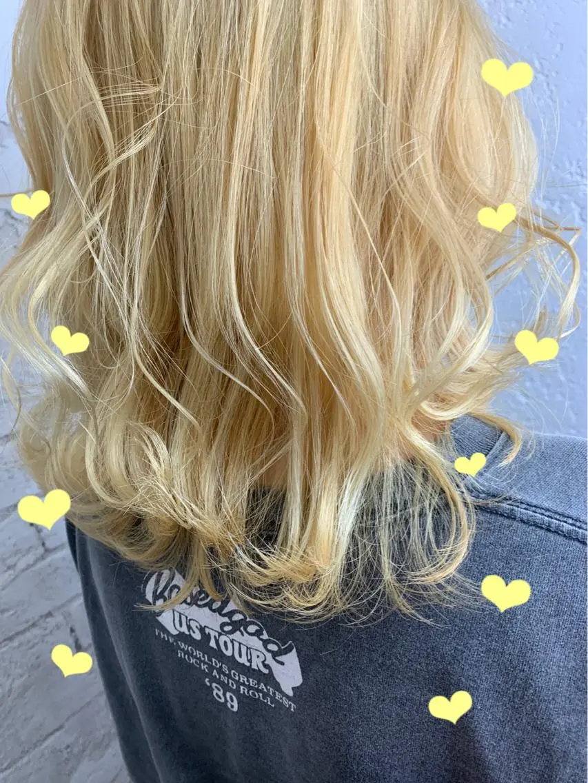 ミディアム カラー カット ヘアカラー 🌈ハイライトカラー 🌈naokoのヘアスタイル