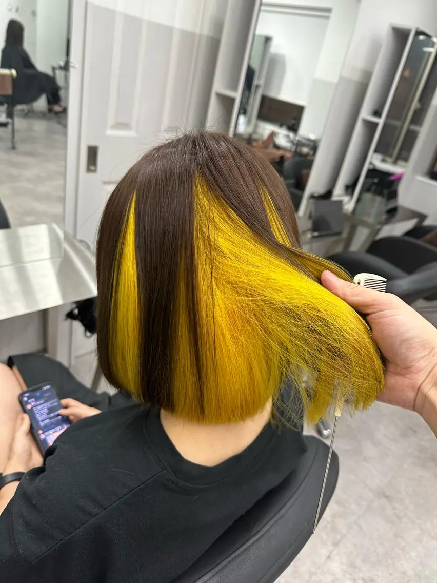 ミディアム カラー ヘアアレンジ ベージュカラー インナーカラー イエローカラー ボブ ボブインナー カット ヘアカラー トリートメント ✨錦糸町ブリーチ/ ホワイトカラー皇気✨のヘアスタイル