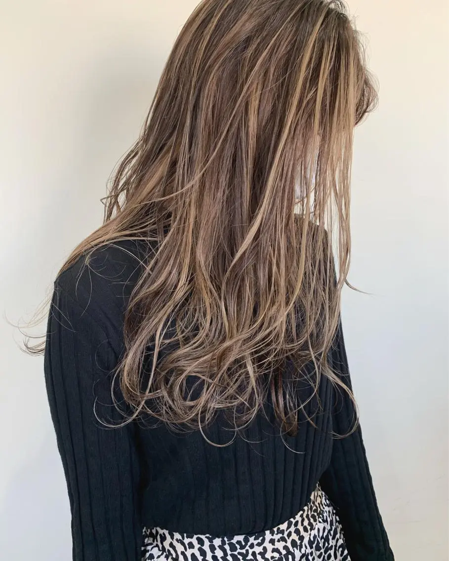 ロング カラー パーマ ヘアアレンジ メンズ キッズ ネイル マツエク・マツパ 柔らかな縮毛矯正 透明感カラー💫のヘアスタイル