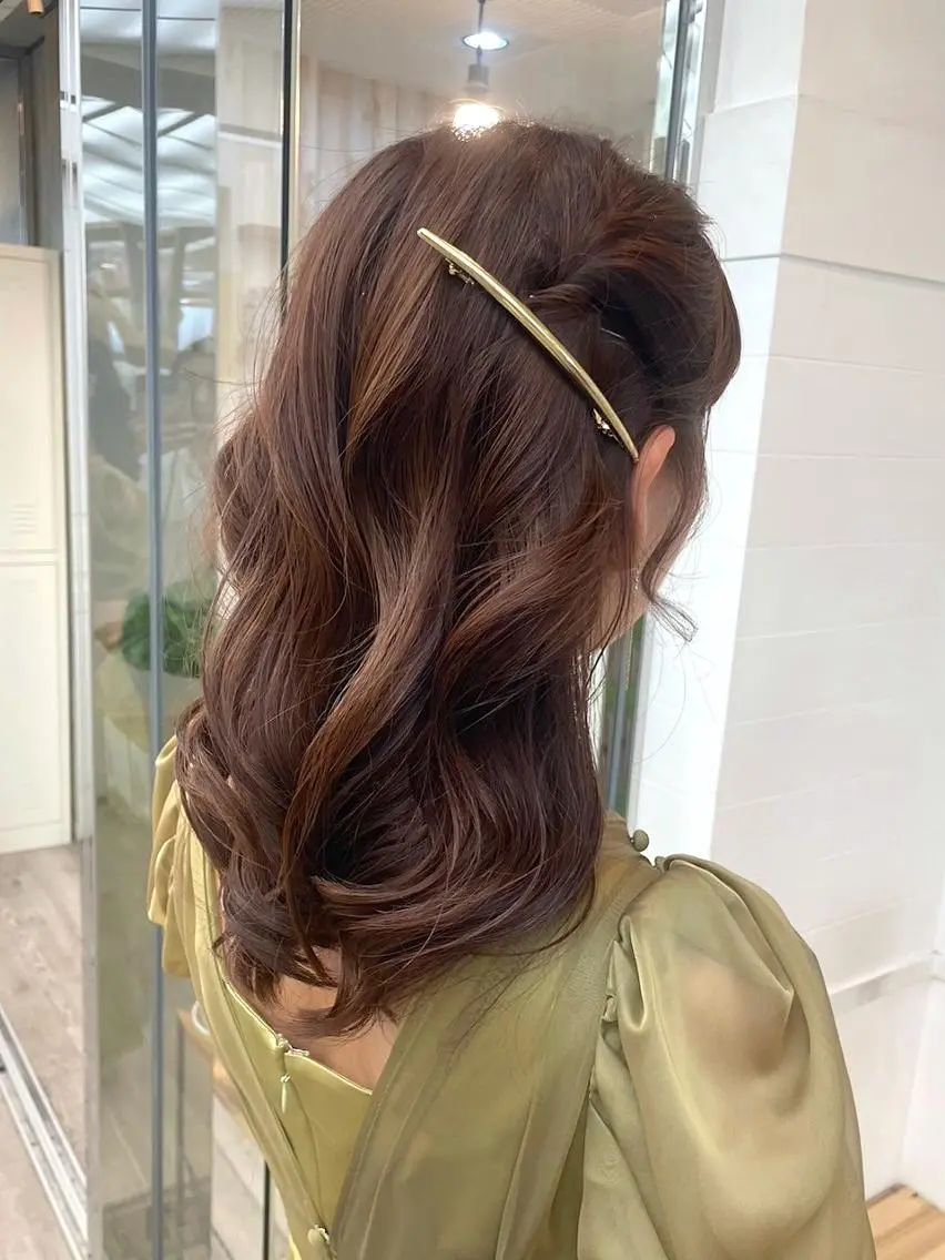 セミロング カラー アディクシーカラー ブリーチ 透明感カラー グレージュ イルミナカラー カット ヘアカラー トリートメント N° anfeel 渋谷🪞🫧のヘアスタイル