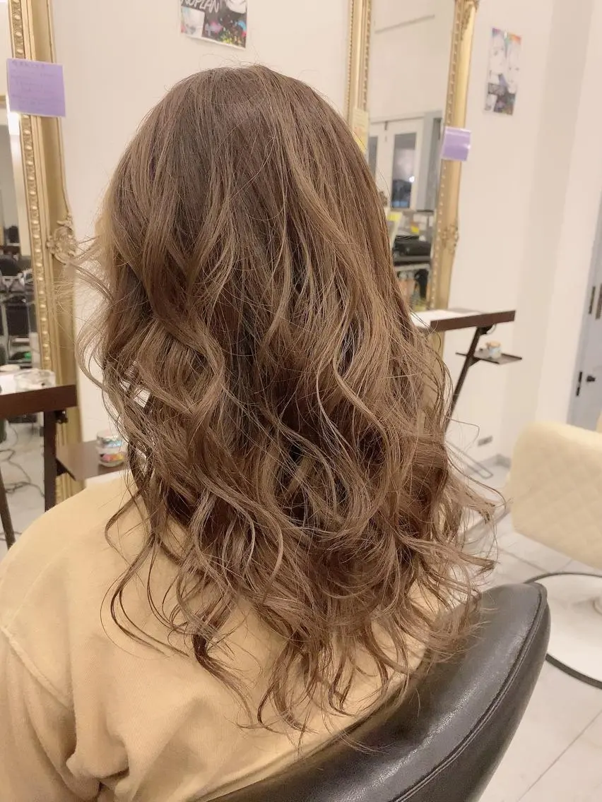 ロング カラー カット ヘアカラー トリートメント 💎JADE GRACE💎のヘアスタイル