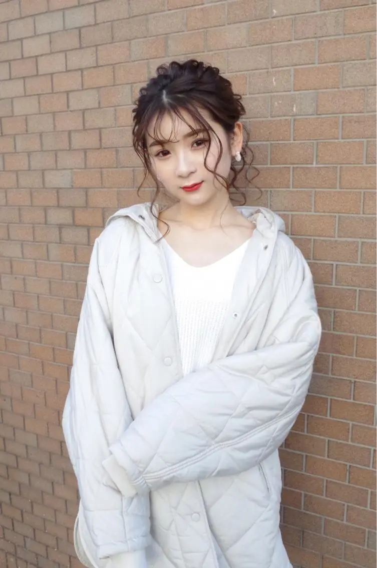 ミディアム 高橋 香澄のヘアスタイル