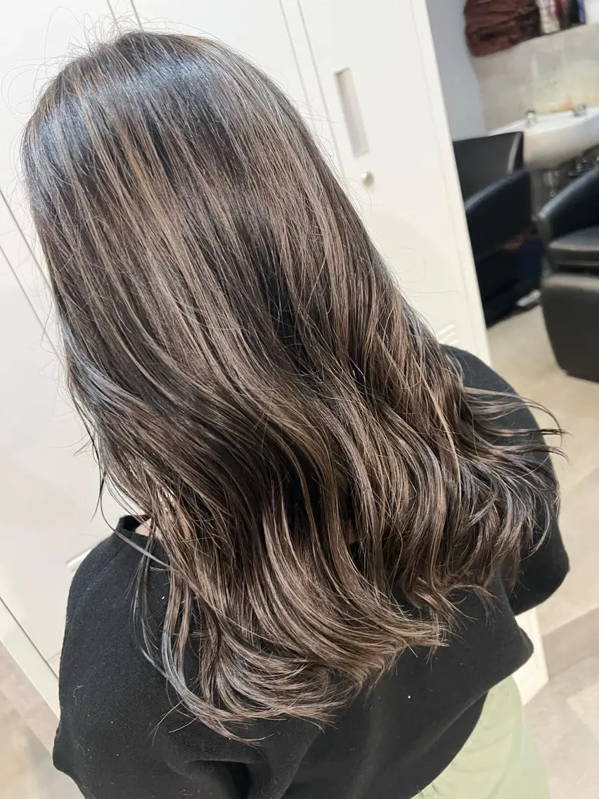 カラー ブリーチ ハイライトカラー 寺嶋 貴大のヘアスタイル