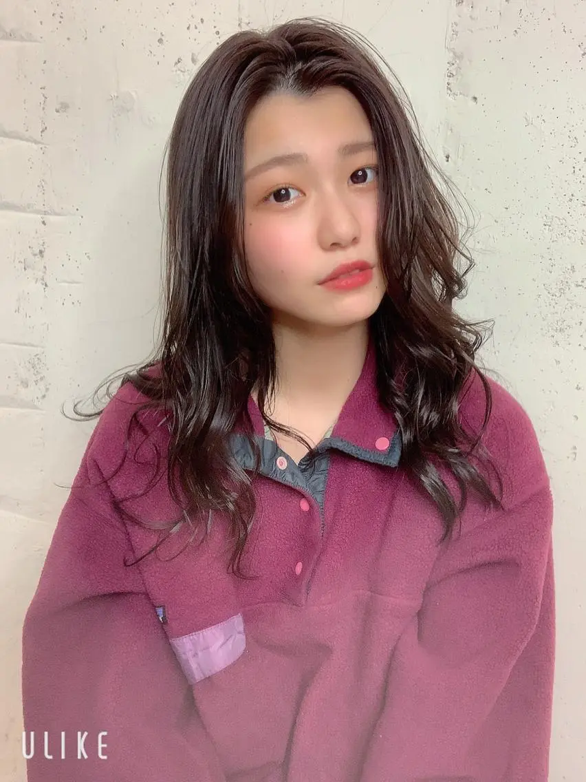 ロング カラー 透明感ハイトーン🦄 キラ🌈のヘアスタイル