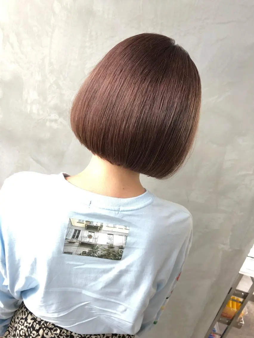 ショート カラー メンズ ベージュカラー ピンクカラー ピンクベージュ カット ヘアカラー トリートメント TOMO GEEKS代表のヘアスタイル