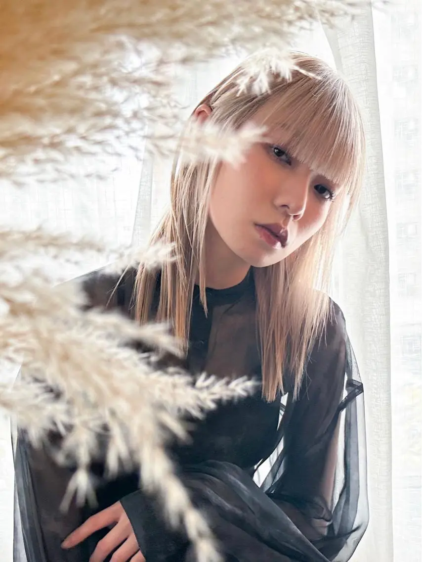 セミロング カラー ヘアアレンジ カット ヘアカラー トリートメント 美髪矯正・レイヤー 倉友哉のヘアスタイル