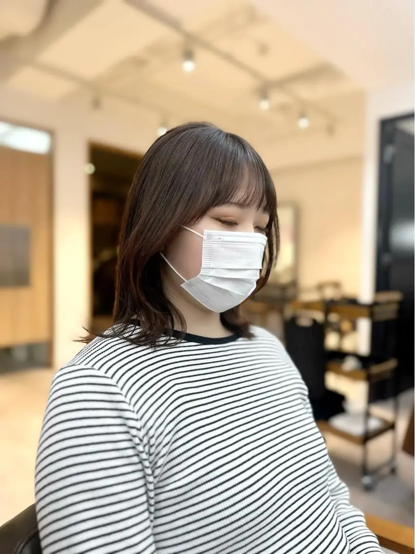ミディアム カラー パーマ ヘアアレンジ メンズ キッズ ネイル マツエク・マツパ アイブロウ 似合せレイヤー/ 柔らか透明感カラーのヘアスタイル