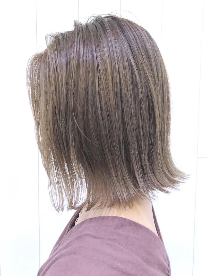 ミディアム カラー パーマ ヘアアレンジ グレージュ ハイライトカラー ボブ ハイライト ITbyALBUM 中野店のヘアスタイル