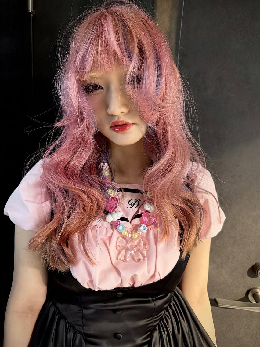 ミディアム カラー レイヤーカット ウルフカット カット ヘアカラー トリートメント ウルフレイヤー/ 中性ウルフ/タカハシのヘアスタイル