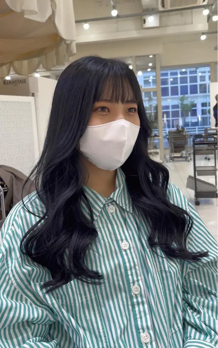 ロング ヘアカラー mickey Yuinaのヘアスタイル