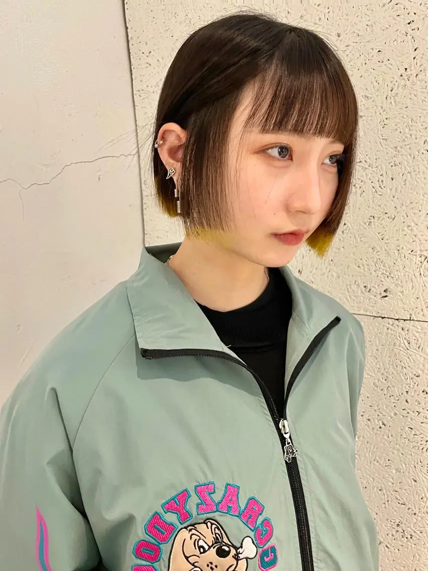 カラー ヘアカラー 🎀ボブ+ハイトーン シュカ👶🏻のヘアスタイル
