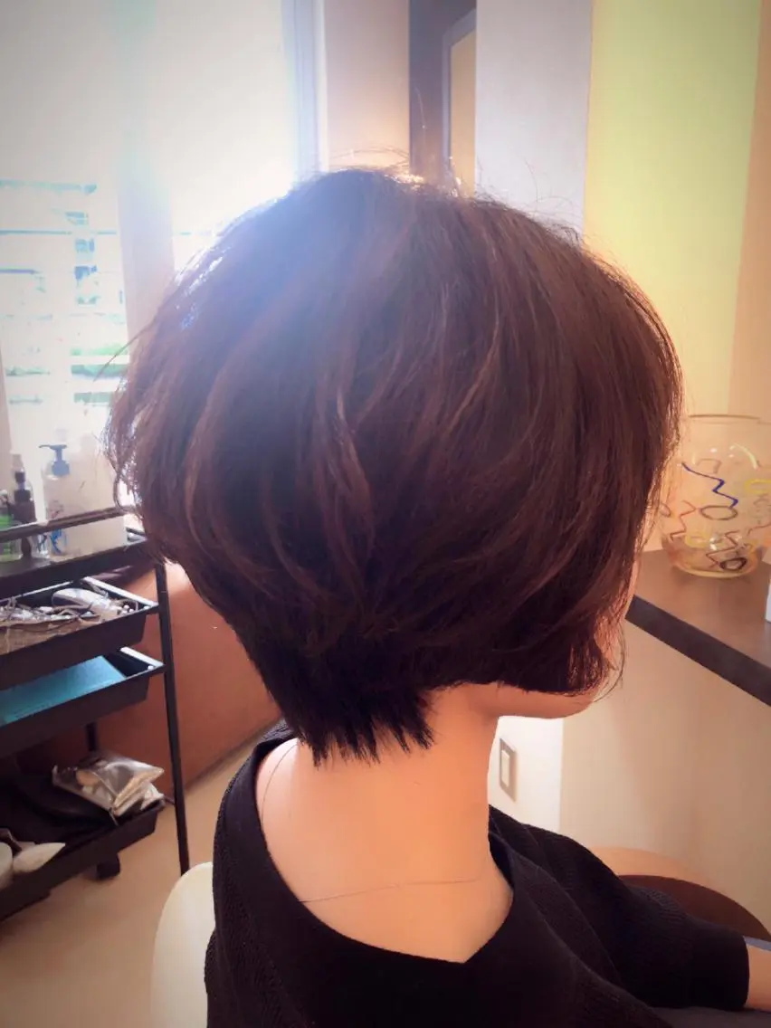ショート パーマ ハイライト 🌙似合わせ🐈‍⬛ ケア✨又吉のヘアスタイル