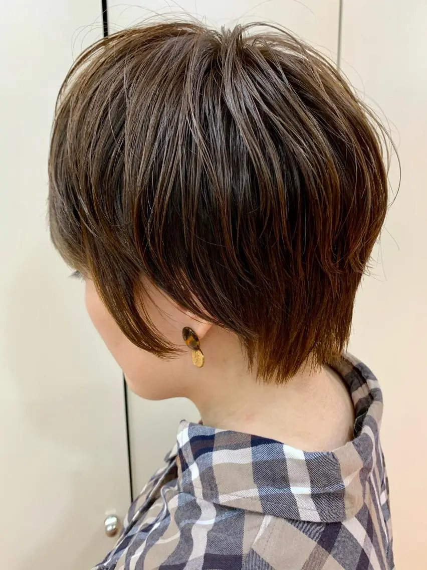 ショート カラー カット ヘアカラー トリートメント 髪質改善 Blumeのヘアスタイル