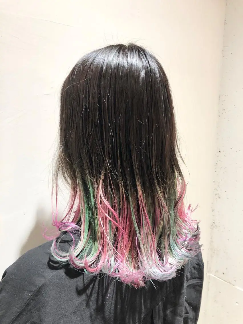 カラー インナーカラー屋さん 🫧伊藤拓実のヘアスタイル