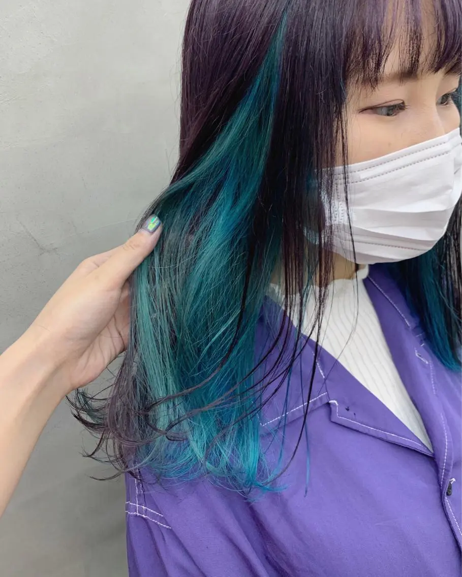 セミロング カラー ブリーチ 🐝 hachi🐝のヘアスタイル