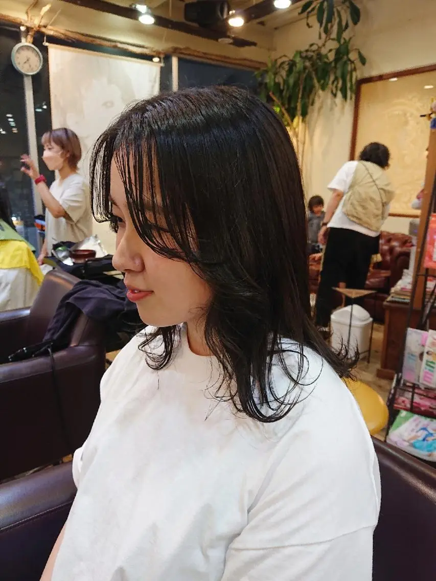 ミディアム 「sumi」 AMIのヘアスタイル