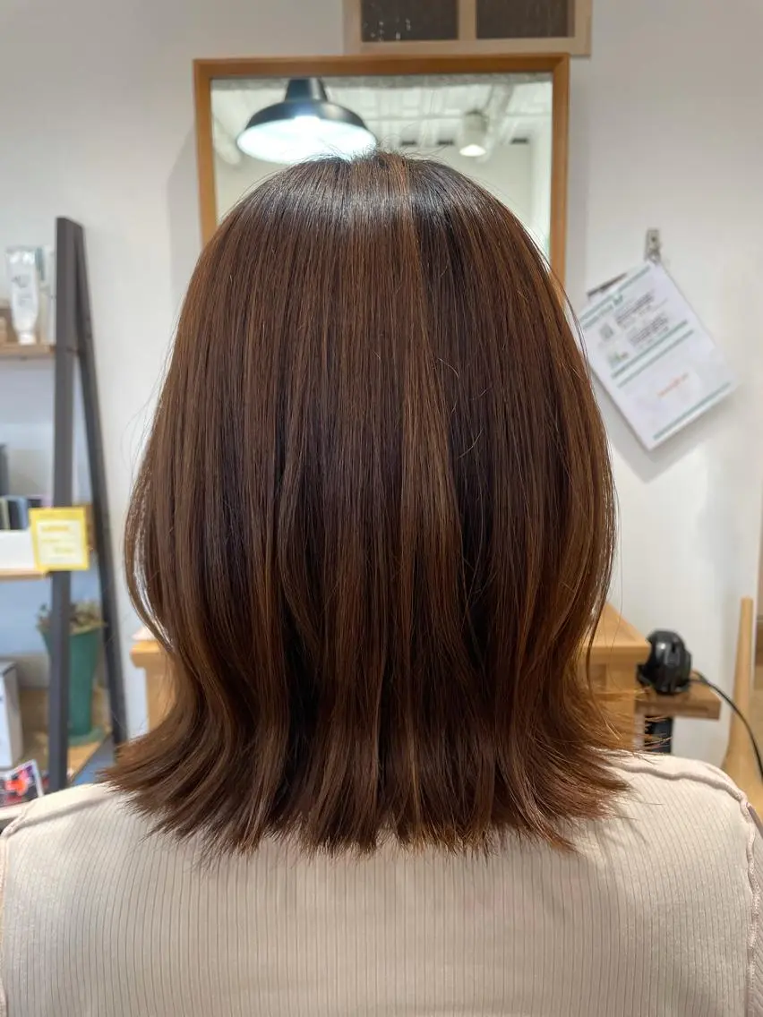 ミディアム カット ヘアカラー a erikaのヘアスタイル