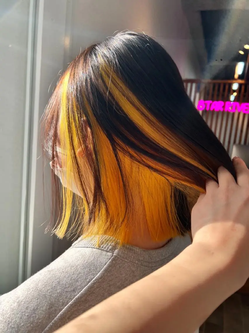 ショート カラー ヘアカラー&縮毛矯正 STAR☆RIVERのヘアスタイル