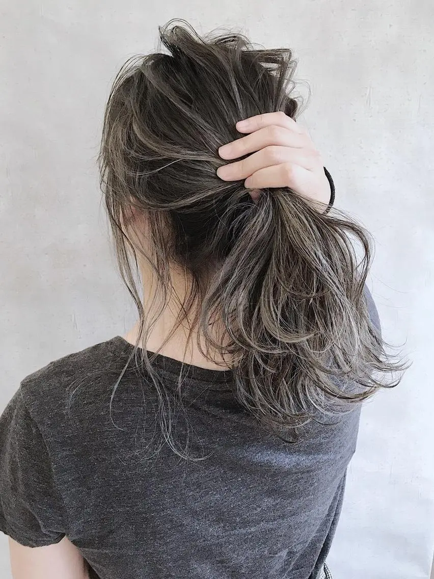 ミディアム カラー アディクシーカラー ブリーチ ケアブリーチ ダブルカラー ハイライトカラー MOU namba ムウナンバのヘアスタイル