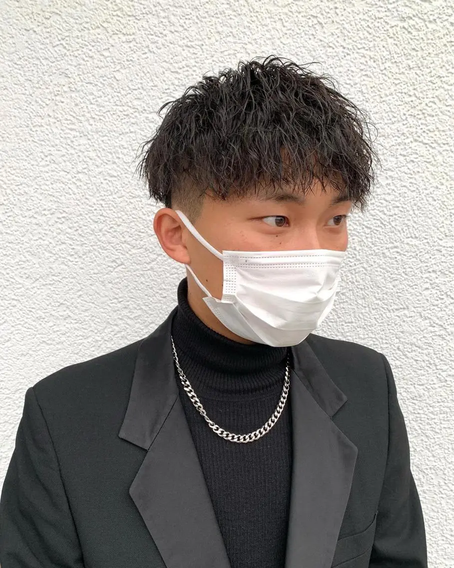 ショート パーマ ヘアアレンジ メンズ メンズパーマ メンズツイストパーマ ツイストスパイラルパーマ 波巻きパーマ スパイラルパーマ メンズパーマ職人 加藤 弘貴のヘアスタイル