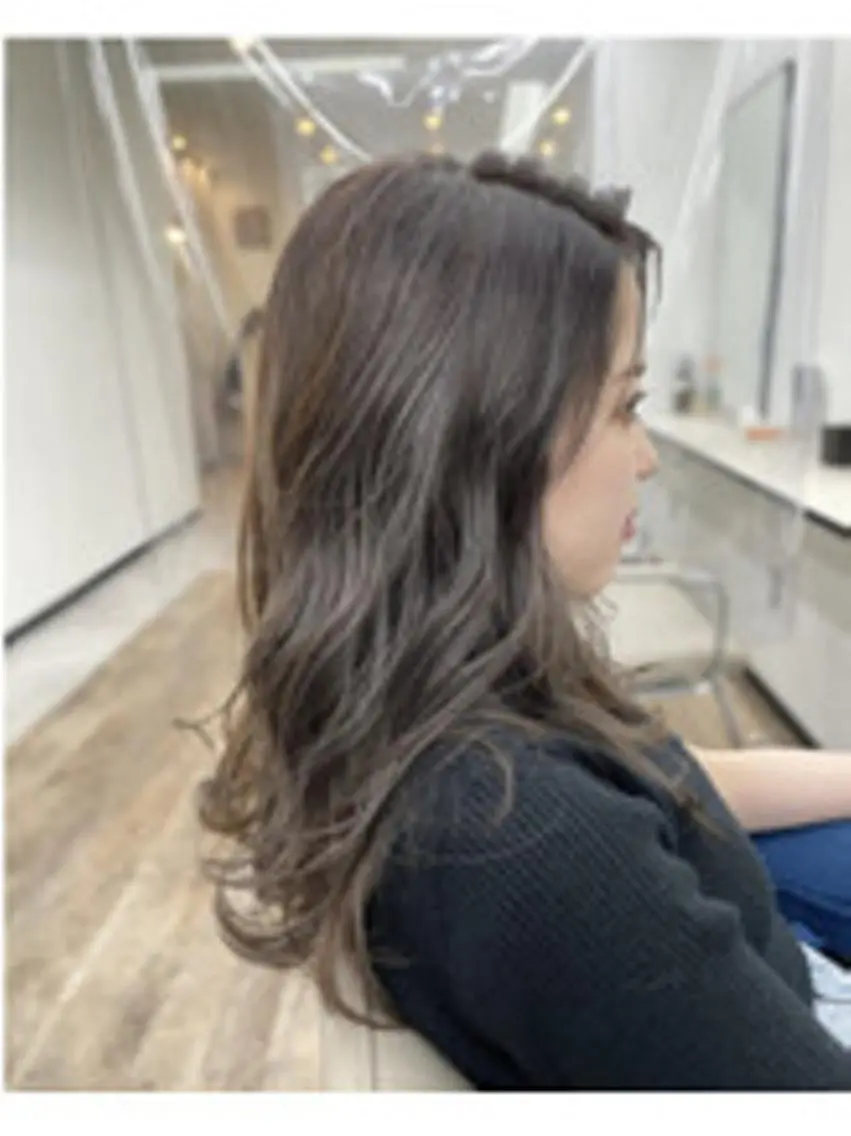 セミロング カラー パーマ ヘアアレンジ セミロングパーマ アディクシーカラー ブリーチ ケアカラー 透明感カラー ヘアカラー トリートメント ヘアケア特化型サロン newi 梅田のヘアスタイル