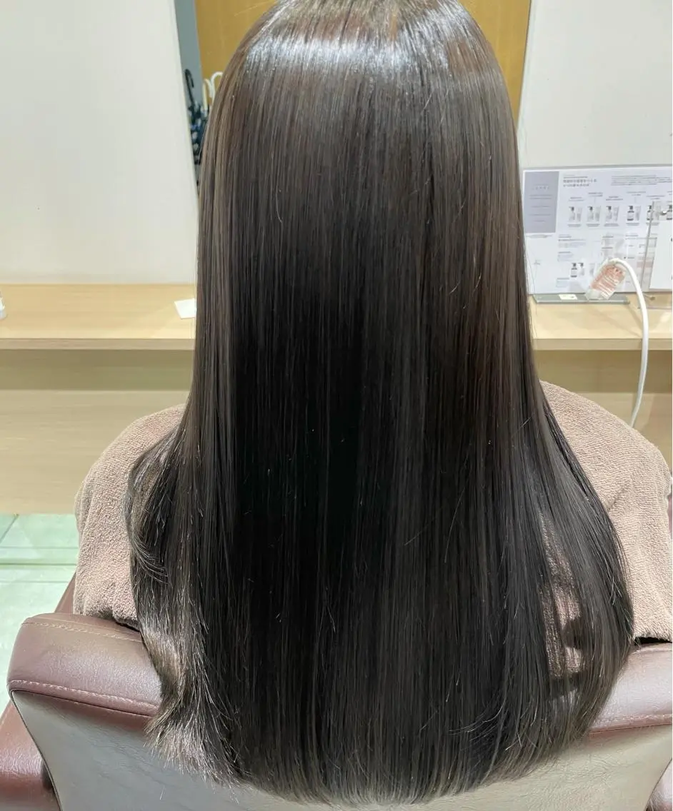 セミロング カラー トリートメント 酸熱トリートメント voyage 森住宏輝のヘアスタイル