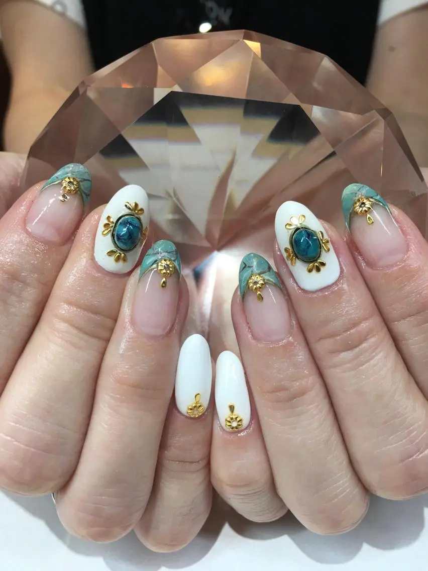ネイル ハンドネイル glow_ nailのネイルデザイン