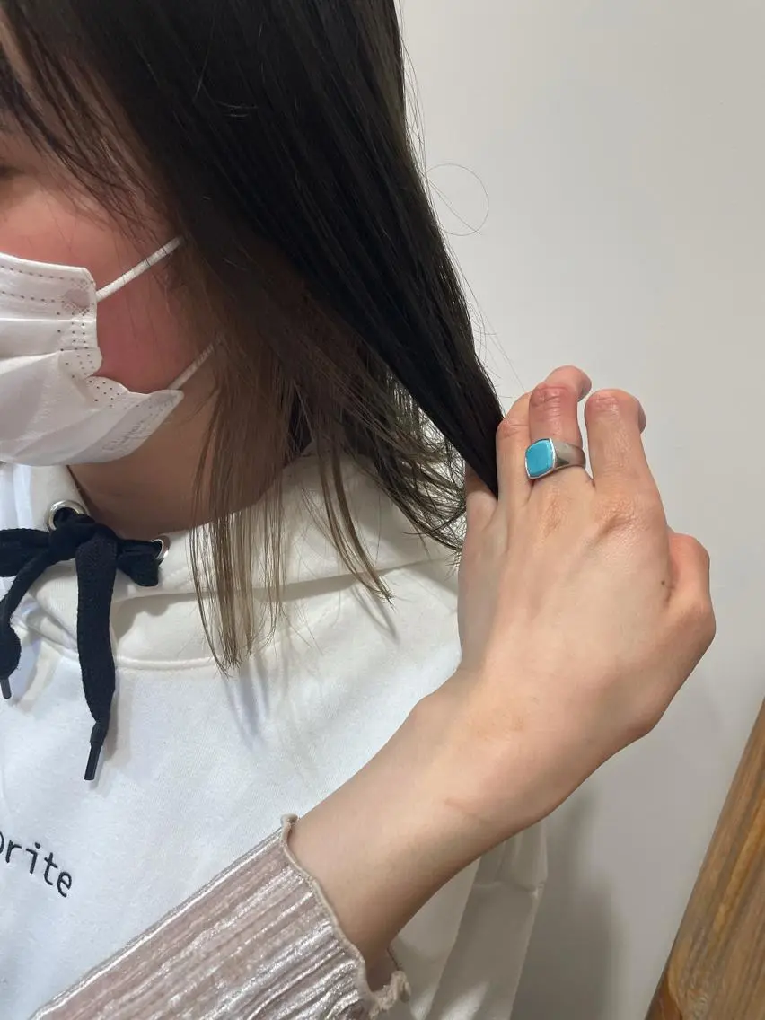 ミディアム カラー アッシュ ベージュカラー 透明感カラー イヤリングカラー ラベンダーカラー 中目黒🌼 🌼ハナのヘアスタイル