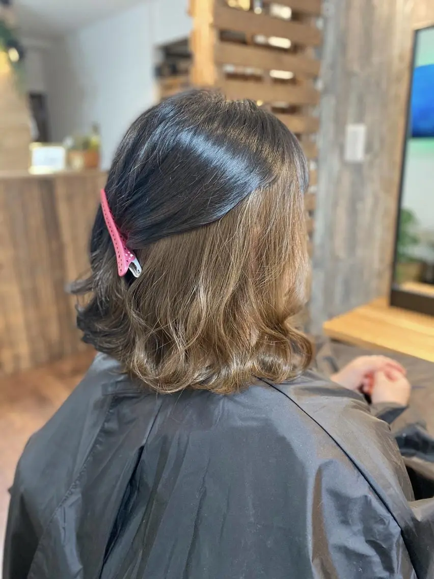 ミディアム カラー ブリーチ インナーカラー ブリーチなしカラー カット ヘアカラー トリートメント Luzir⭐︎ GEN⭐︎のヘアスタイル