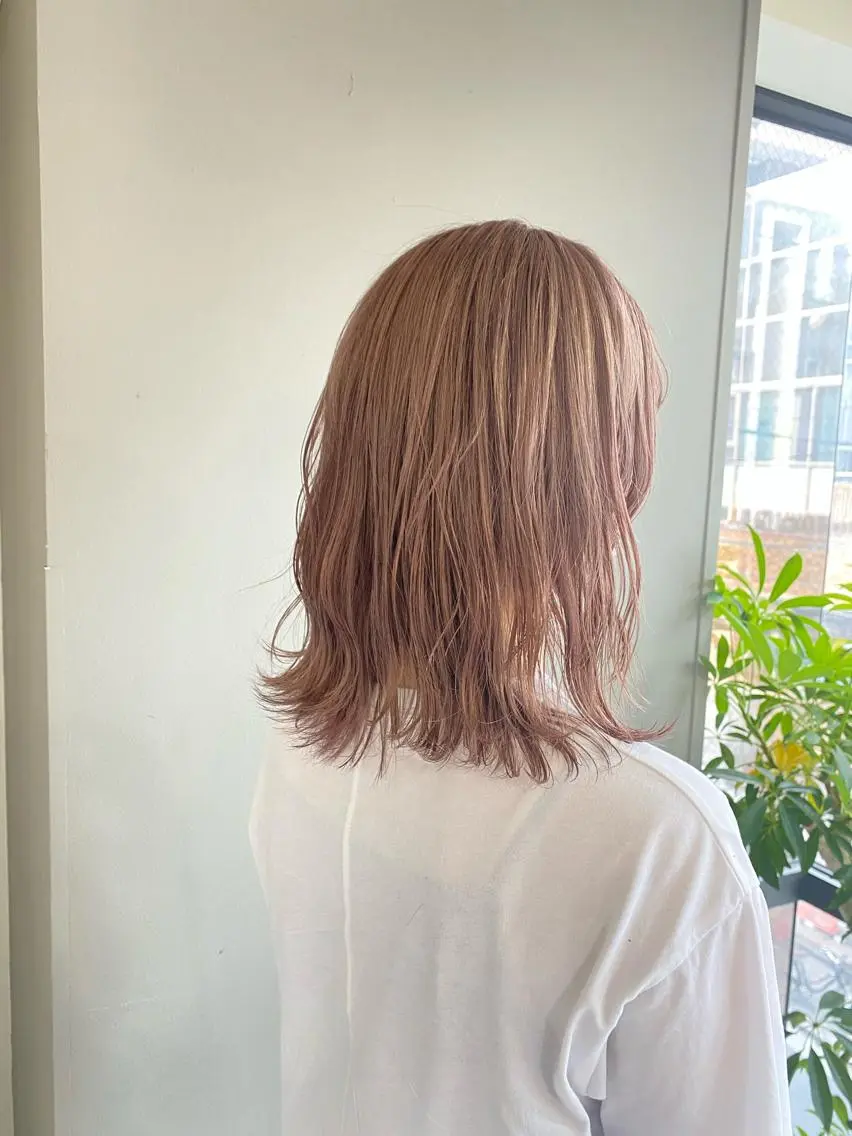 ミディアム カラー ヘアアレンジ ブリーチ ヘアカラー ボブ /ニュアンス/ satomi🧸💖のヘアスタイル