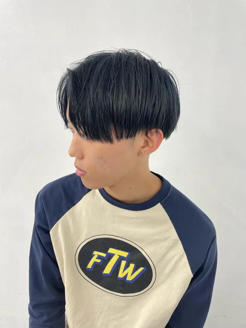 ミディアム カラー メンズ ブルーカラー ネイビーカラー カット ヘアカラー トリートメント 【柏メンズパーマ職人 】店長 KAZUMAのヘアスタイル