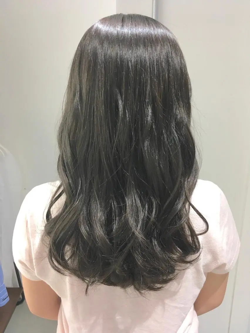 セミロング カラー グレージュ ヘアカラー トリートメント ヘアセット yoshi ☆のヘアスタイル