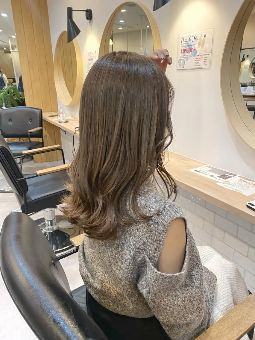 セミロング カラー 美髪/透明感カラー reikoのヘアスタイル