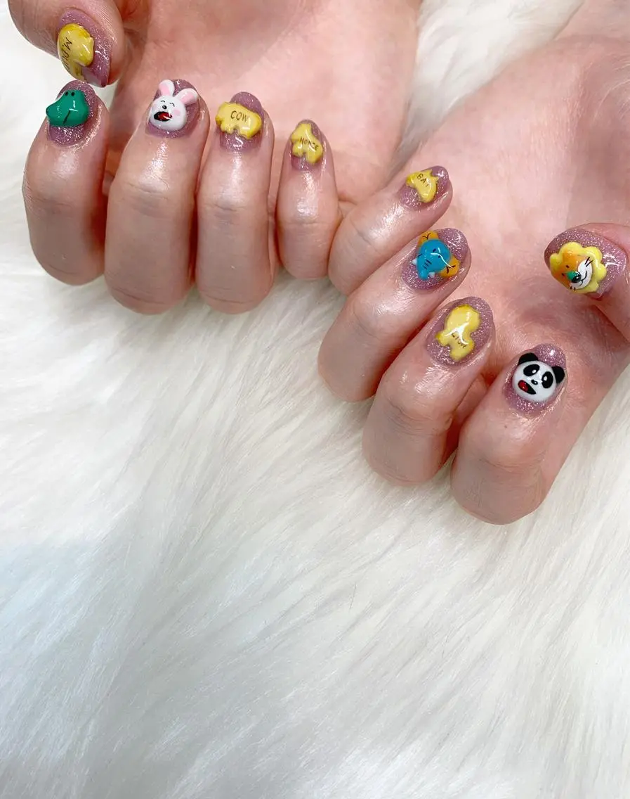 ネイル ハンドネイル glow_ nailのネイルデザイン