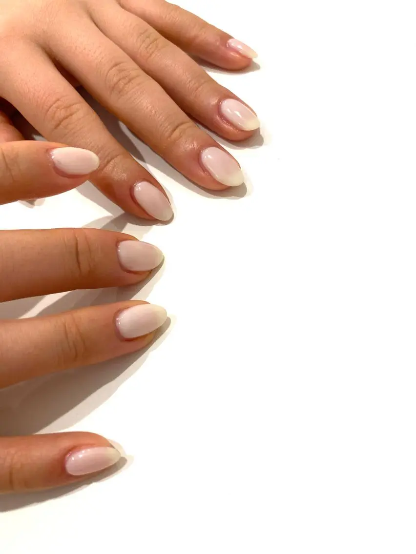 ネイル ワンカラーネイル ホワイト ハンドネイル Ann nailのネイルデザイン